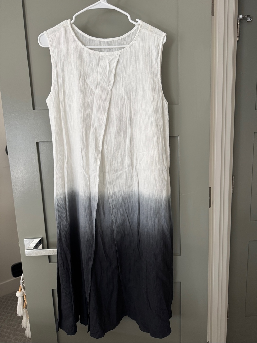 Sleeveless White to Black Ombre Maxi Dress